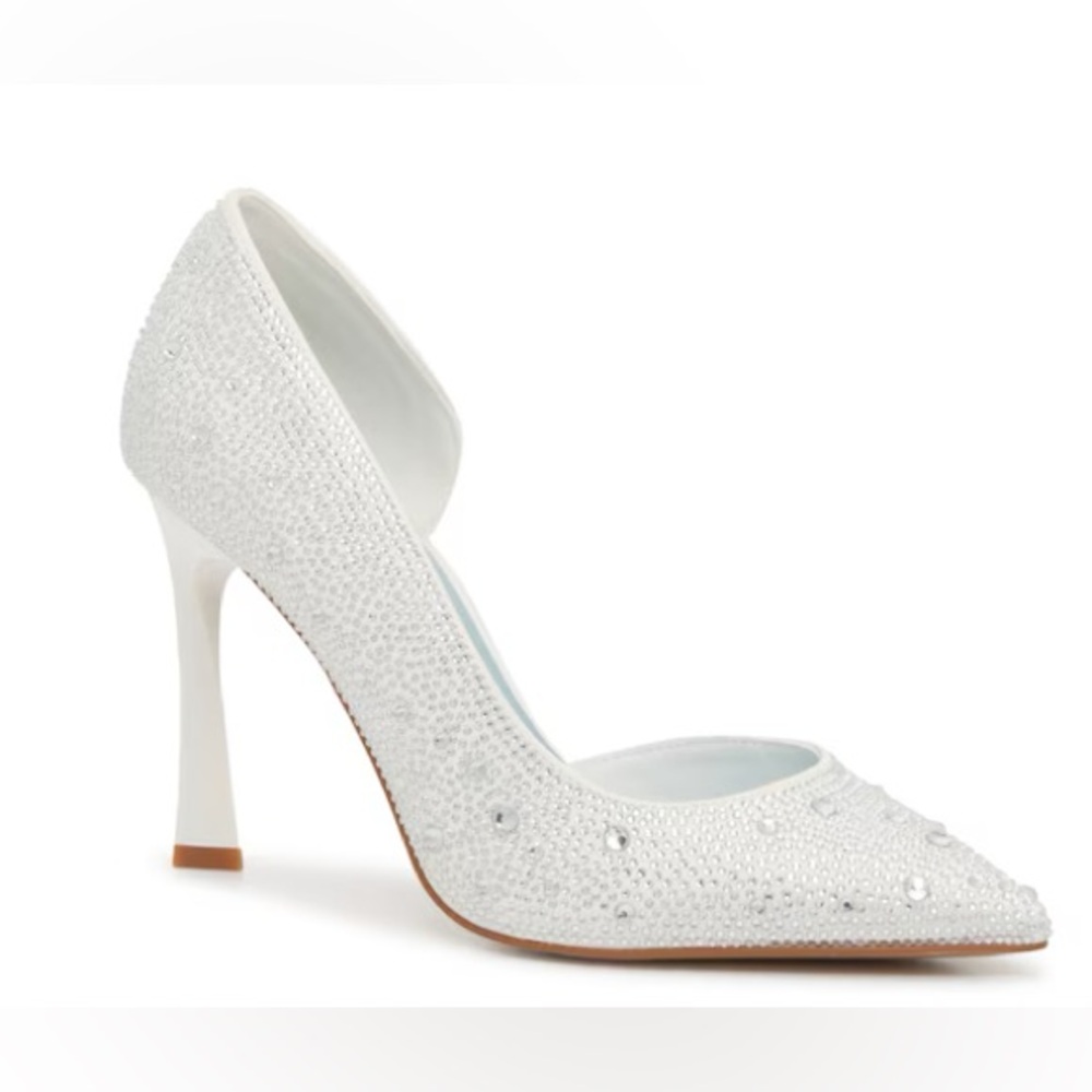 NWT Mix No.6 Maeryn Crystal Pumps